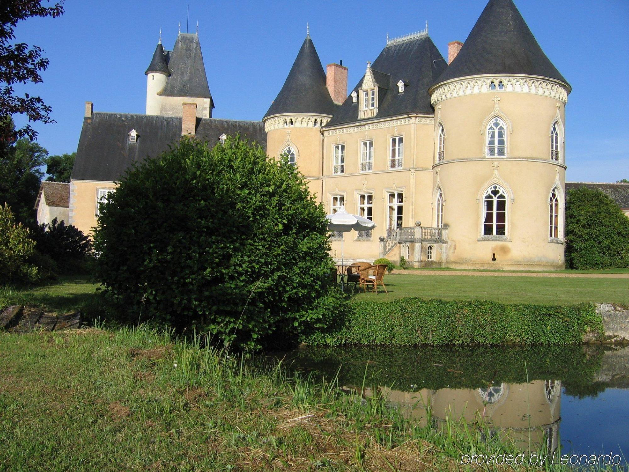 Chateau De Vauloge Fercé-sur-Sarthe Exterior foto